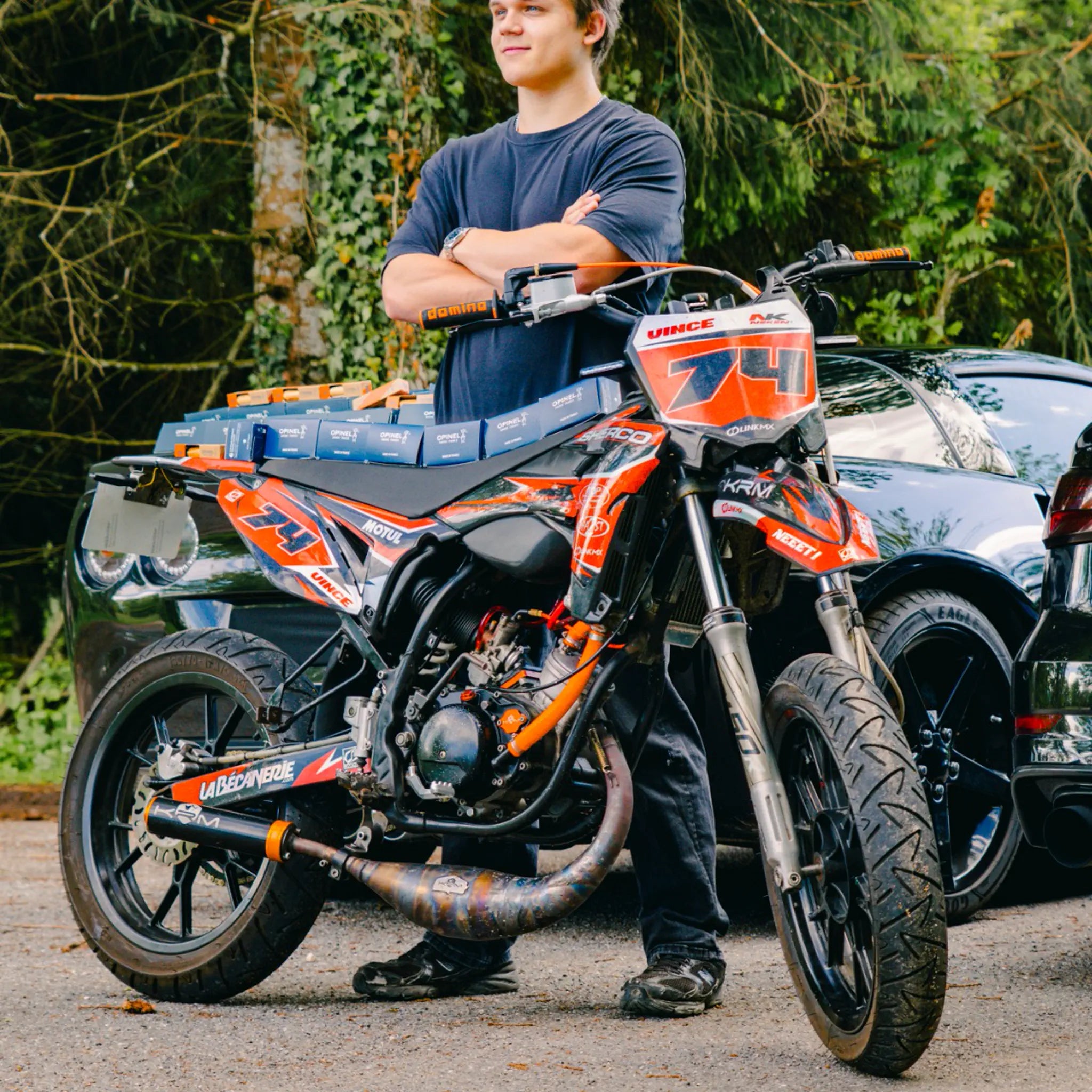 Sherco SM 2014 50cc préparée avec boîtes Opinel pour jeu concours moto